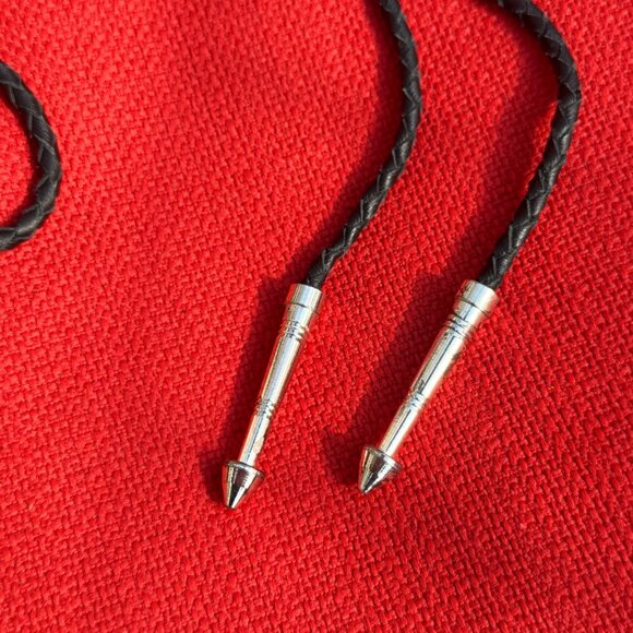 Antique Montana Silversmiths Engraved Oval Bolo Tie Perfect Condition - Picture 7 of 10